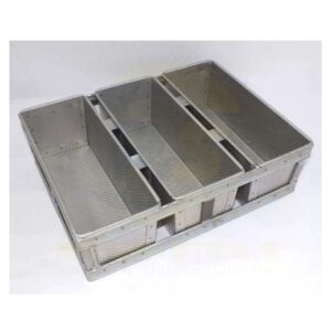 Framed bread mould set